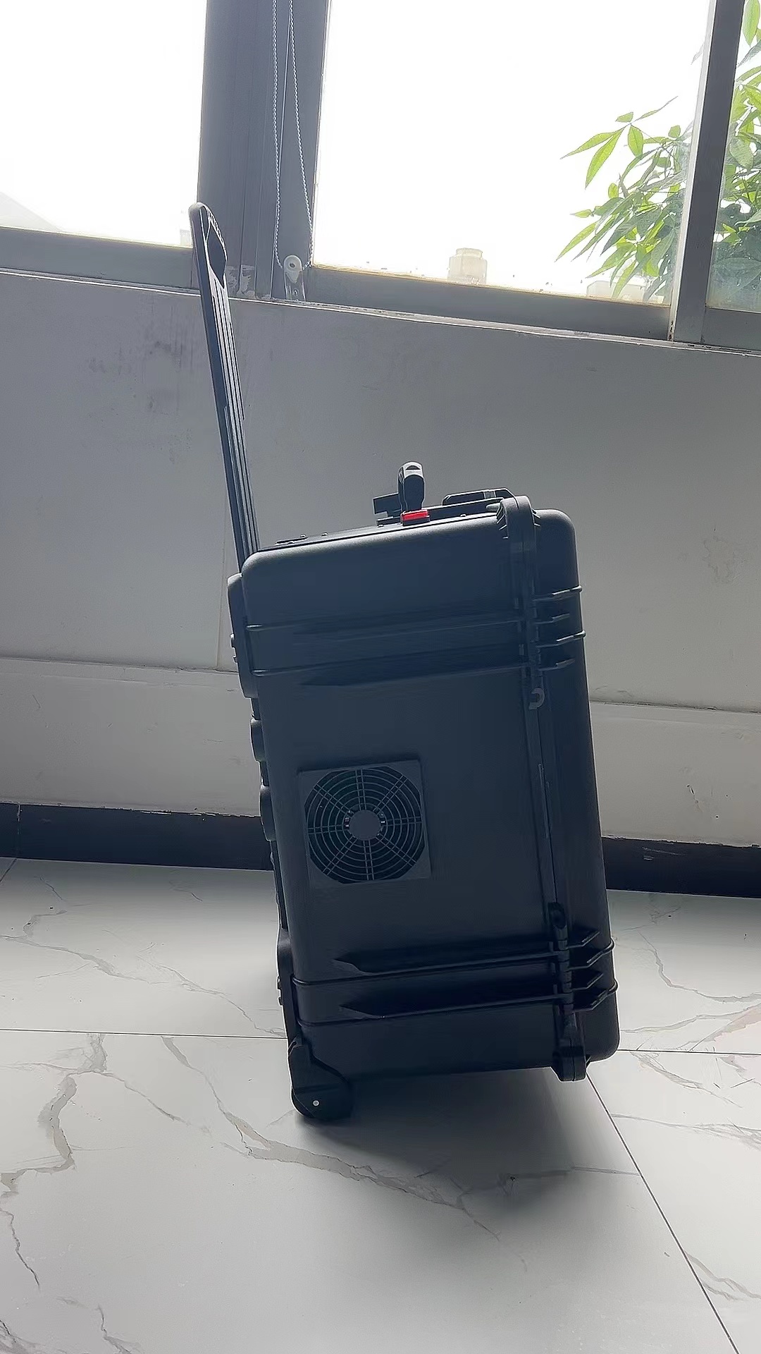 祁阳手拉箱型移动通信干扰器